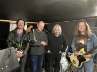 THE BEVIS FROND (UK)