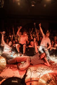 GÜRTEL CONNECTION: HEATING CELLAR / THE VIRGIN VALENTINAS