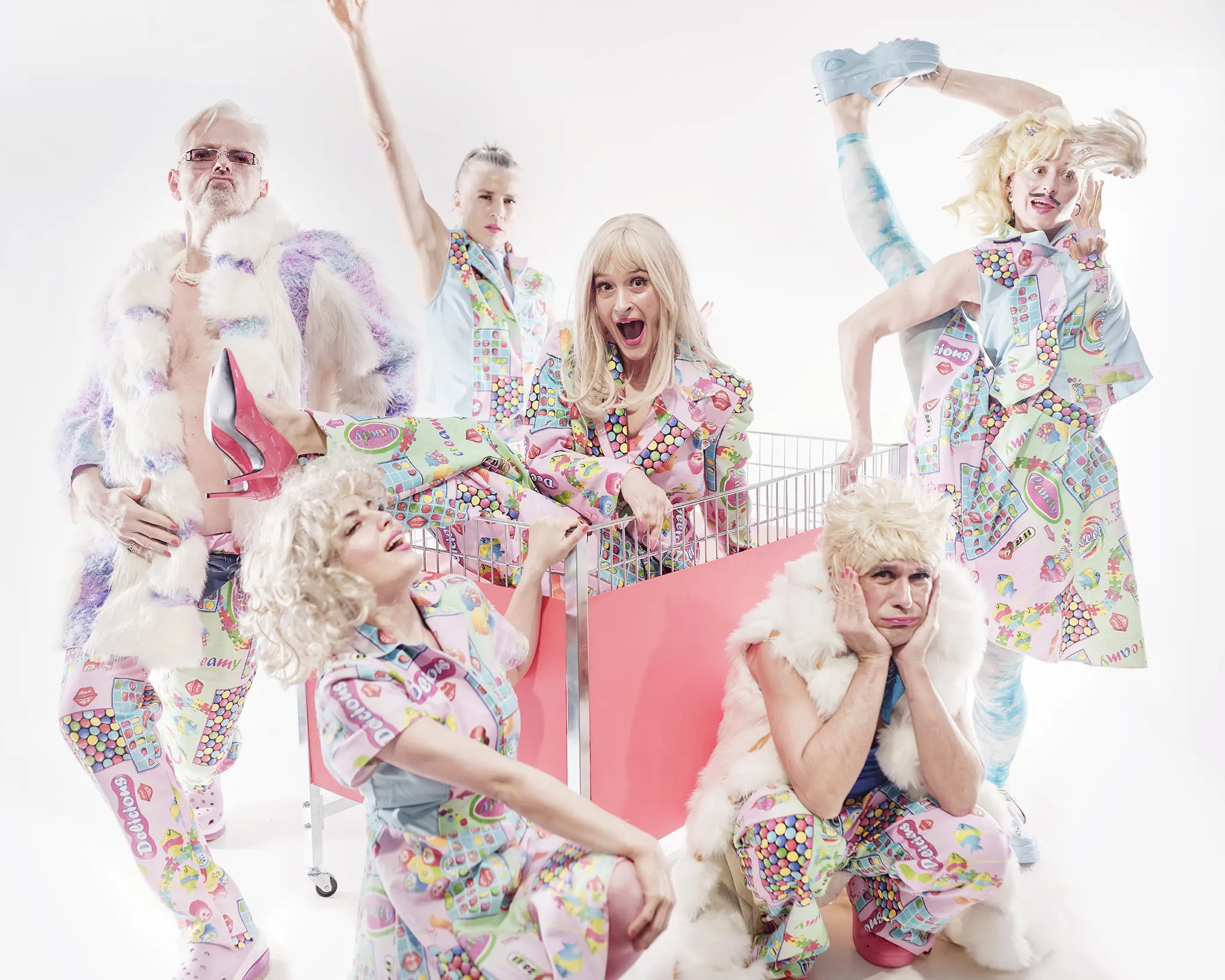 Mash-up: Barbie trifft Elfriede Jelinek im Off Theater