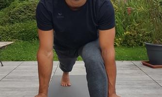 Männer Yoga mit Elke Treichl