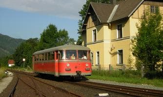 Schienenbus & Schmankerl - Ein besonderer Ausflug zur Buschenschenke Kurasch