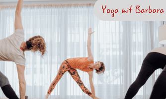 "Kraft trifft Yoga" mit Barbara Lax