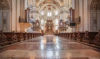 Gottesdienst im Dom zu Salzburg